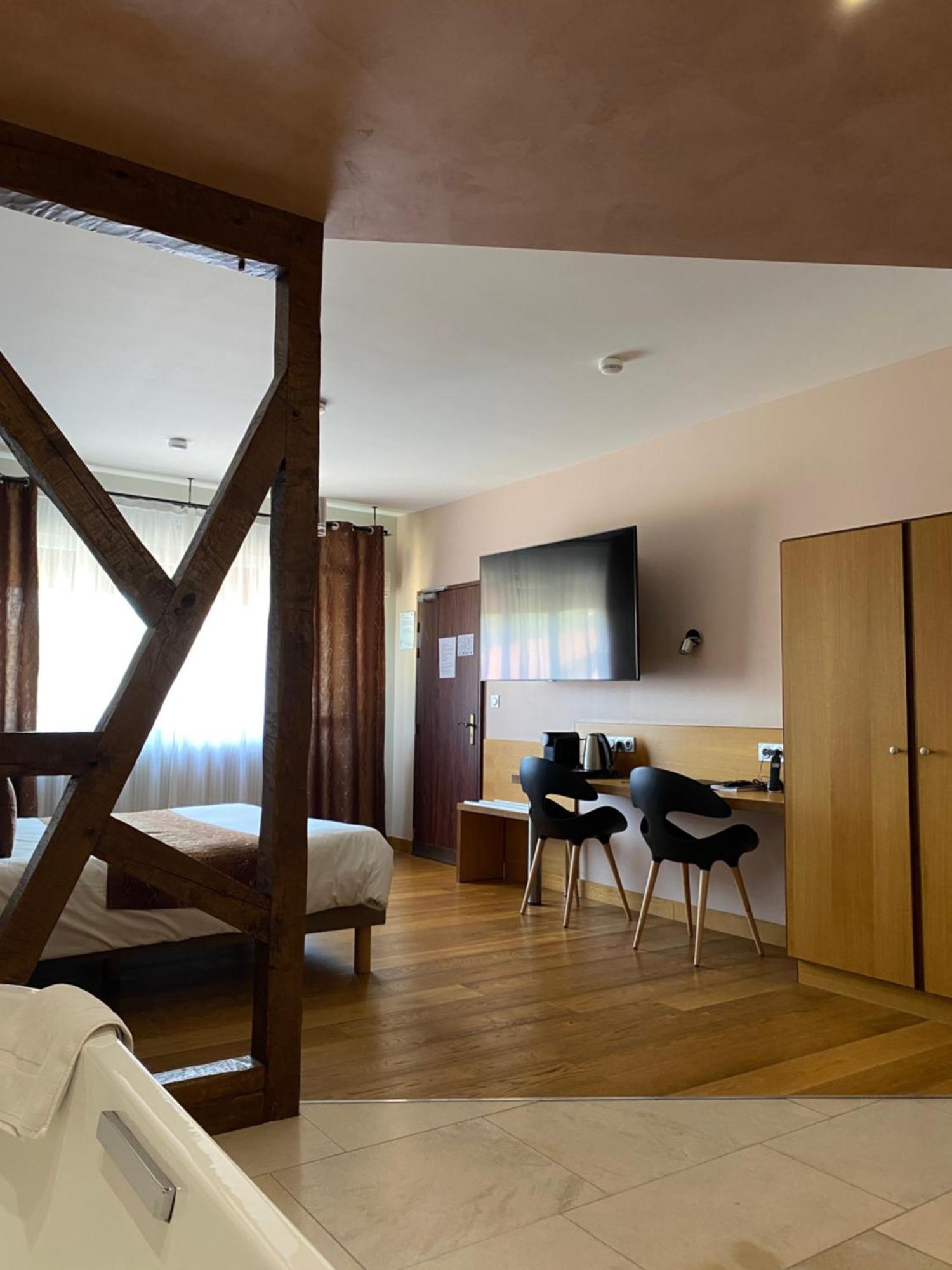 Auberge Des Moulins Pont-Les-Moulins Kültér fotó