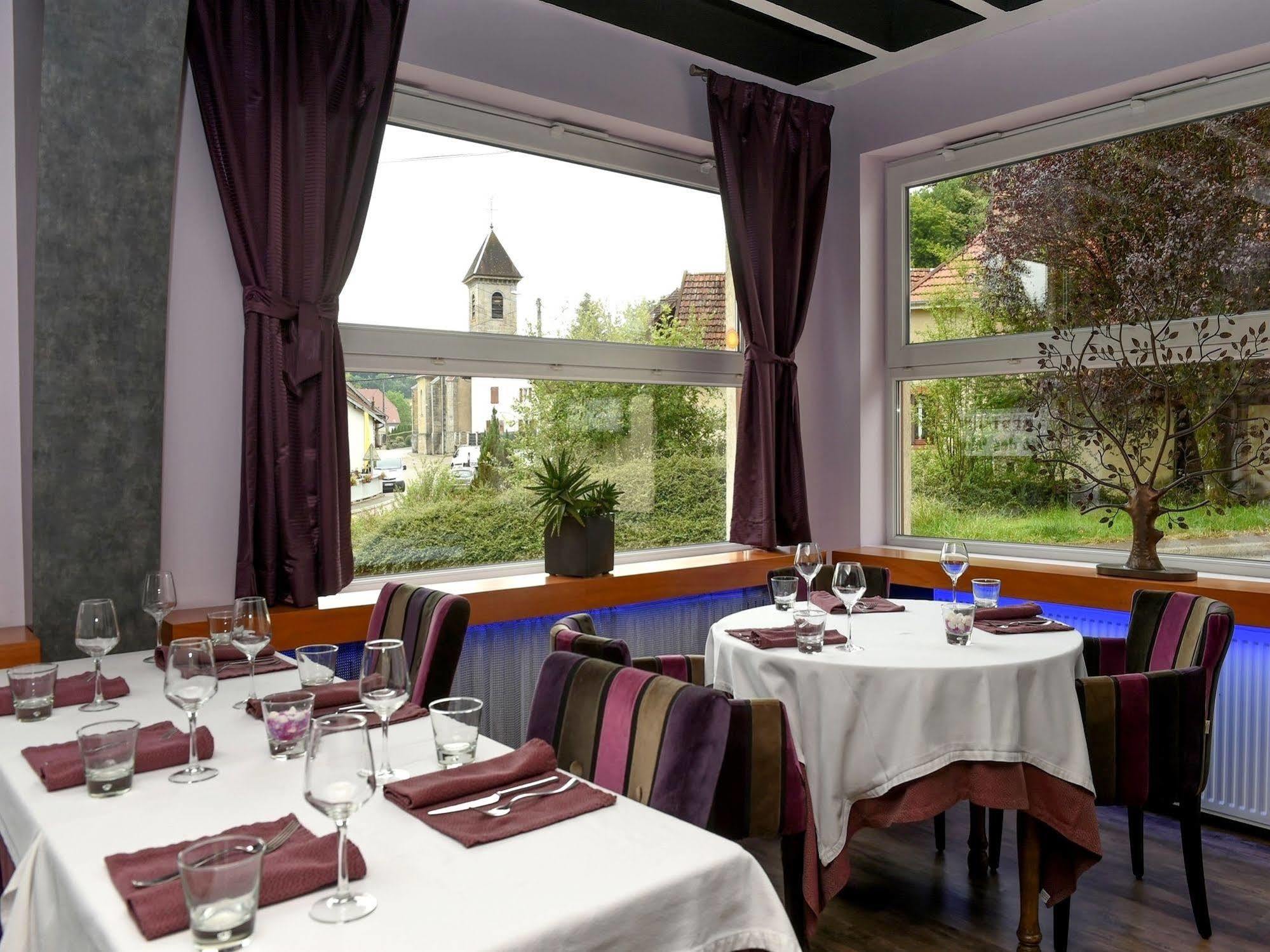 Auberge Des Moulins Pont-Les-Moulins Kültér fotó